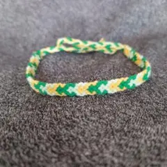 1171 ハンドメイド　ミサンガ　3色アンクレット カラフル ブレスレット 緑