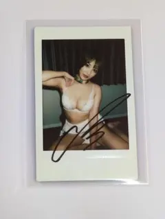 天海つばさ 直筆サイン入りチェキ 01