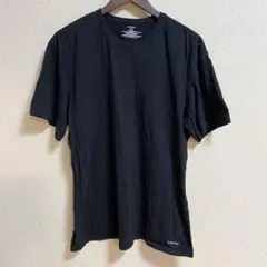 Calvin Klein 黒 Tシャツ