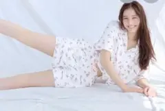 スナイデルホーム　新木優子コラボ　カットプリントシャツ×ショートパンツセットのサムネイル
