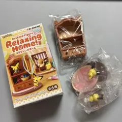 ポケモン　リラクシングホーム　①ピチュー　マルチハンガー＆小物入れ