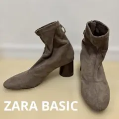ZARA BASIC スェード調 キャメル 丸ヒール ショートブーツのサムネイル