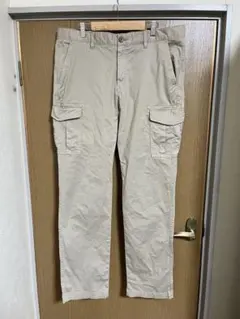 ユニクロ　スタイルアップカーゴ パンツ BEIGEサイズXL