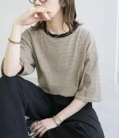 DISCOAT ボーダービッグ半袖Tシャツ ベージュ Mサイズのサムネイル