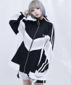 2025年最新】レフレム パーカーの人気アイテム - メルカリ