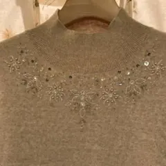 ビーズ付き半袖ニット⭐️