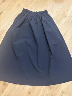 ユニクロ　フレアロングスカート　ブラック　ポケット付き　ウエストゴム