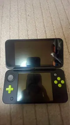 New 2DS LL 黒/緑 カーボン調