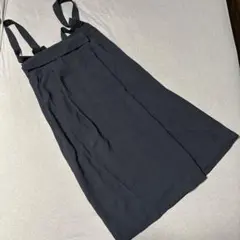 ブラック　スカート