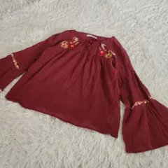 イーハイフンワールドギャラリーピース 長袖 ボルドー 袖フレア 刺繍のサムネイル
