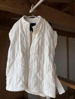 ZARA キルティングベスト　モロッコ製