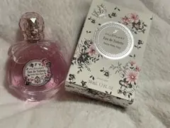 JILLSTUART ピーチーホワイトフローラルオードトワレのサムネイル
