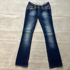 GUESS ゲス　ジーンズ　レディースのサムネイル
