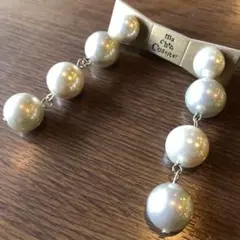 【No.778】可愛いクラシカルバイカラーパール4連ロングピアス新品華やか上品♡
