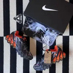 NIKE ✖︎ PALACE SKATEBOARDS AIR MAX DN8のサムネイル
