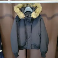 UNIQLO　ファー付きショート丈ジャケット