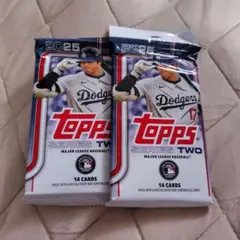 未開封Topps 2025 Series Two トレーディングカード2パック