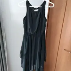 H&M ブラック ノースリーブ ワンピース