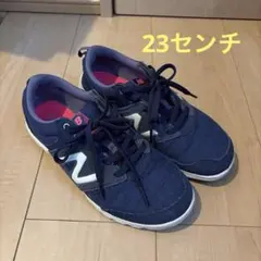 ニューバランス　スニーカー　ネイビー　23センチ
