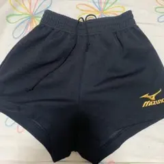 ミズノ　黒 ショートパンツ ゴールドロゴ　美品