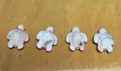 プラスチック製　ウミガメビーズ　4個