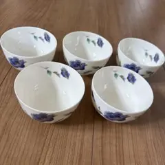 青い花柄 湯飲み 5個セット　陶器
