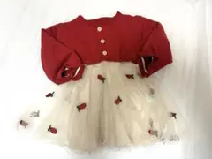 子ども 赤いいちご刺繍のワンピース