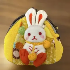 ウサギ刺繍のがま口のサムネイル