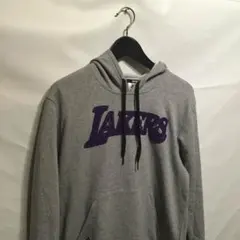 【送料無料】USED adidas お洒落 パーカー 美品古着