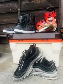 Item thumbnail for item 7fdfb5f8-a3af-4342-bae6-664a2c9283e1