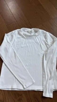 BEAMS ホワイト長袖Tシャツ