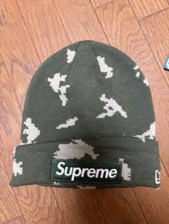 Supreme 迷彩ニット帽 - メルカリ
