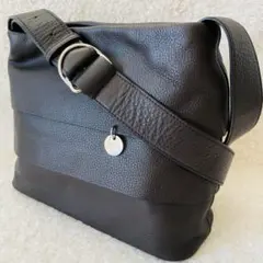 【美品】NINA RICCH ショルダーバッグ オールレザー こげ茶 斜め掛け