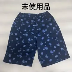 ユニクロ　未使用品　ネイビー ヤシの木柄 ハーフパンツ