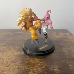 ドラゴンボール 孫悟空 魔人ブウ フィギュア　バトルシーン　スーパーサイヤ人3