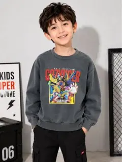 グレー トレーナー 新品タグ付き　バンダイ　男の子のサムネイル