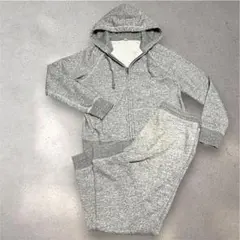 ユニクロ セットアップ