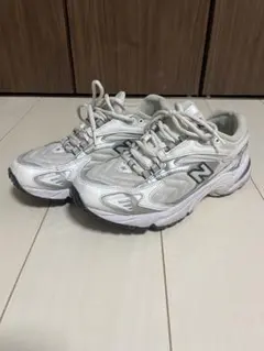 New Balance 725のサムネイル