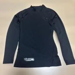 Under Armour YLG ブラック アンダーシャツ