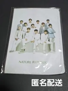 EXO NATURE REPUBLIC パスポートケース