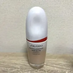 エッセンススキングロウファンデーション