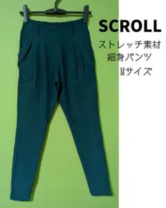 SCROLL ストレッチ素材 細身パンツ Mサイズのサムネイル
