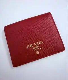 PRADA ♡ 折りたたみ財布