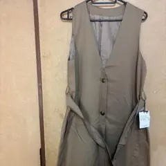 ベージュ ノースリーブ ロングベスト ジレ