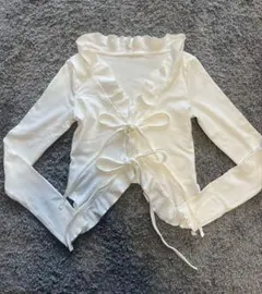 ♡セール♡ YOMOMENT ホワイトリブカーディガン フリル付き