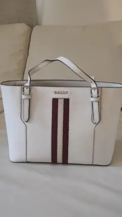 BALLY のトートバッグ
