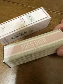 Miss Dior MINI MISS オードゥパルファン　※ケースのみ