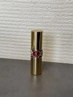 YSL. No.83 Rouge Cape