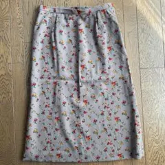 フラワープリントスカート