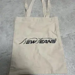 NEWJEANS ロゴ トートバッグ ベージュ